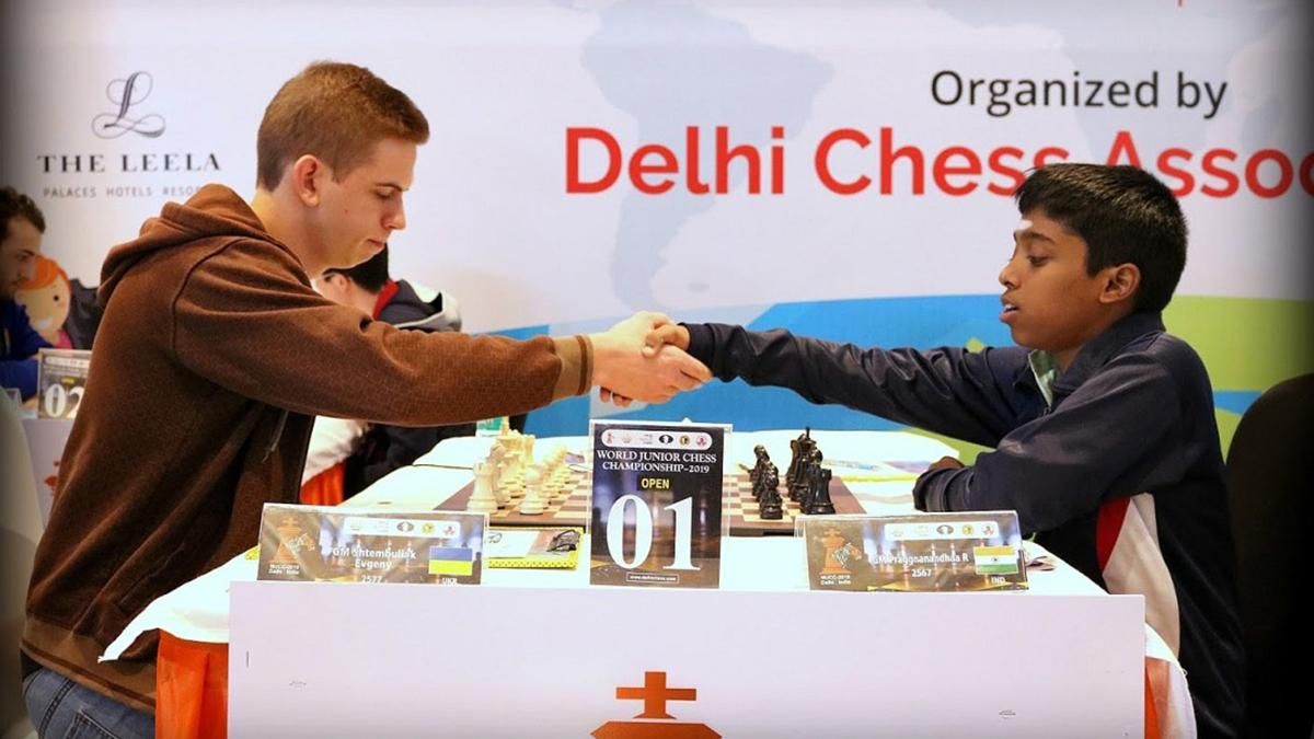 Український шахіст виграв чемпіонат світу серед юнаків до 20 років