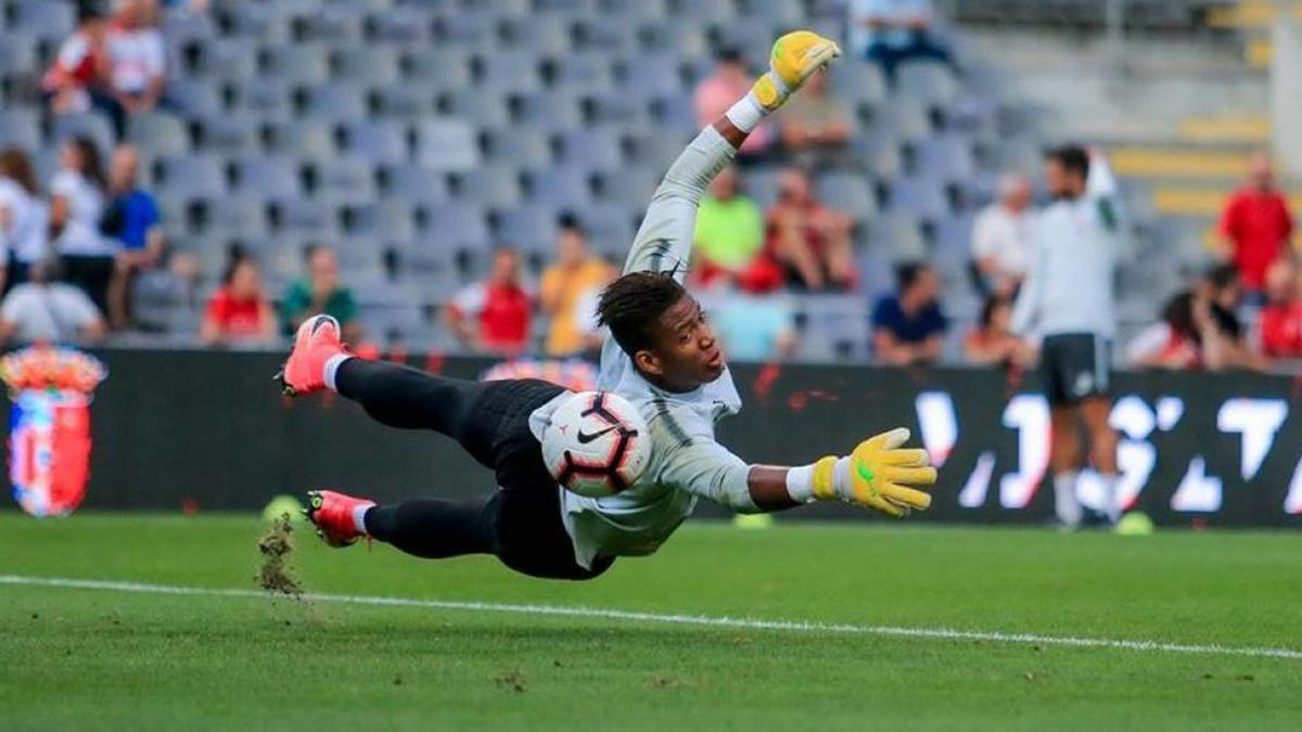 "Заря" выставила на трансфер четырех футболистов, включая перспективного вратаря