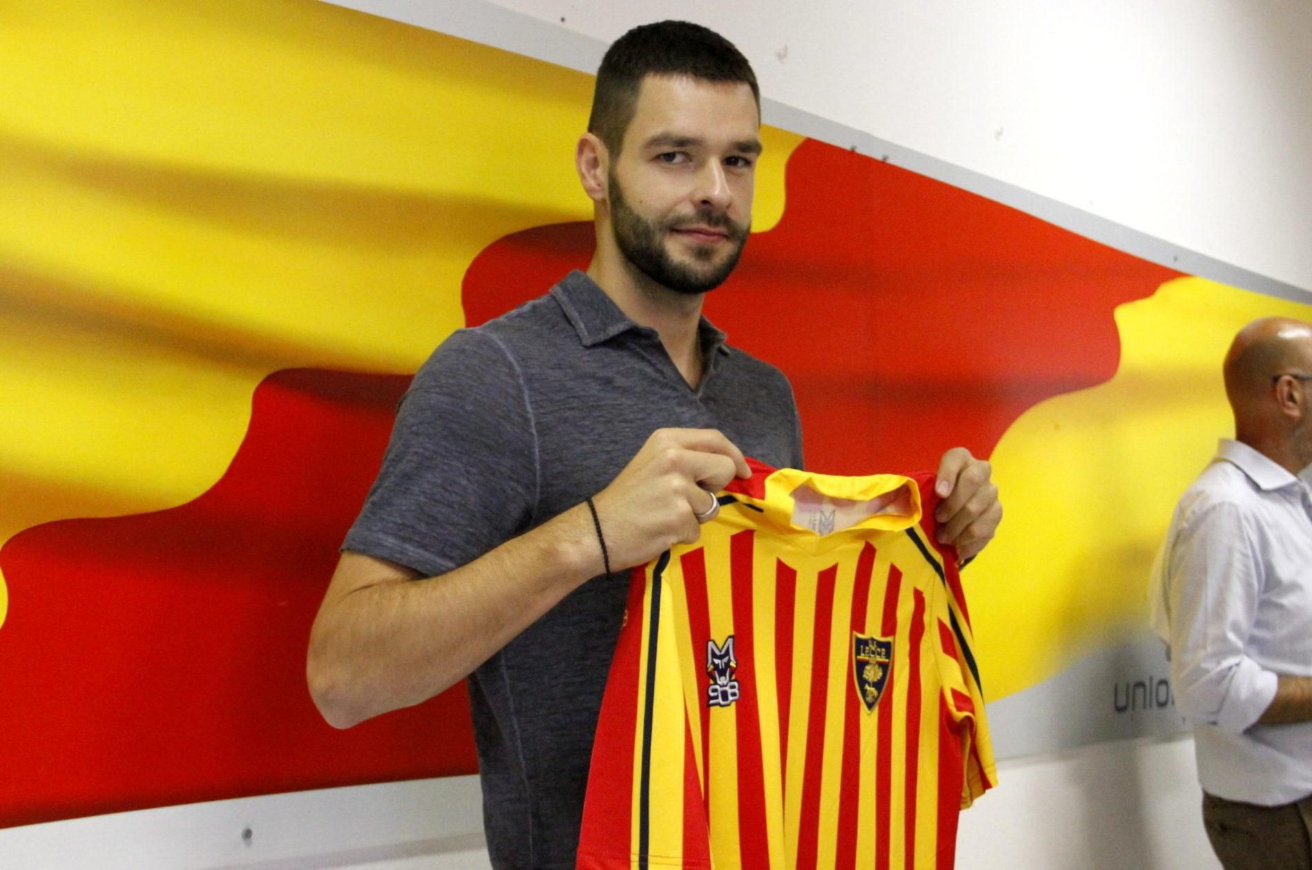 Українець Шахов вперше відзначився результативною дією в Італії: відео Українець Шахов вперше відзначився результативною дією в Італії: відео