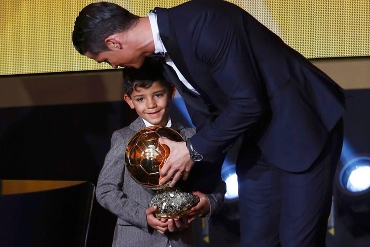 58 голів: син Кріштіану Роналду феєрить за дитячу команду "Ювентуса" (відео) 58 голів: син Кріштіану Роналду феєрить за дитячу команду "Ювентуса" (відео)