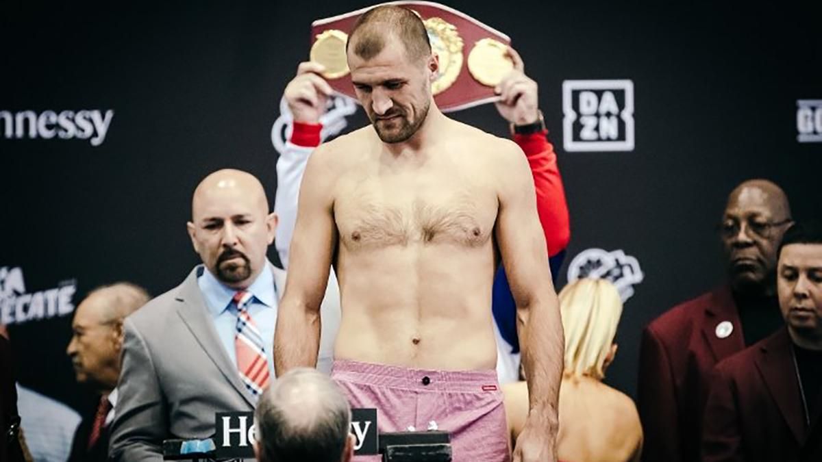 Ковальову довелося повністю роздягнутися, щоб вкластися у вагу перед боєм з Альваресом: відео Ковальову довелося повністю роздягнутися, щоб вкластися у вагу перед боєм з Альваресом: відео