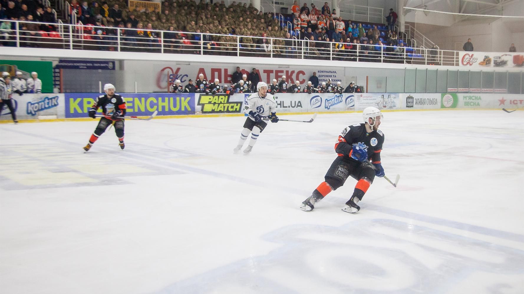 "Динамо" принизливо поступилося "Кременчуку", "Донбас" неочікувано програв "Білому Барсу" в УХЛ "Динамо" принизливо поступилося "Кременчуку", "Донбас" неочікувано програв "Білому Барсу" в УХЛ