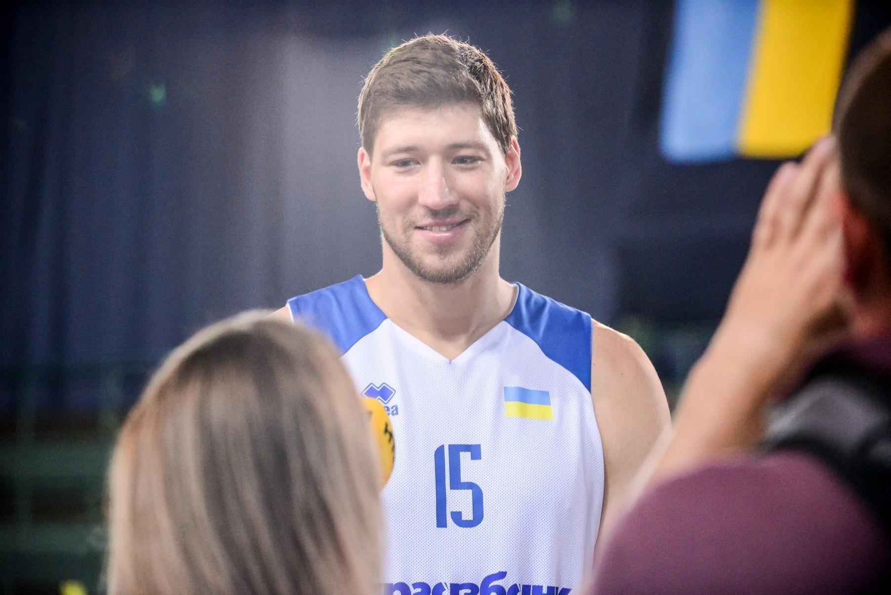 Капитан сборной Украины Кравцов готов к возвращению в Суперлигу