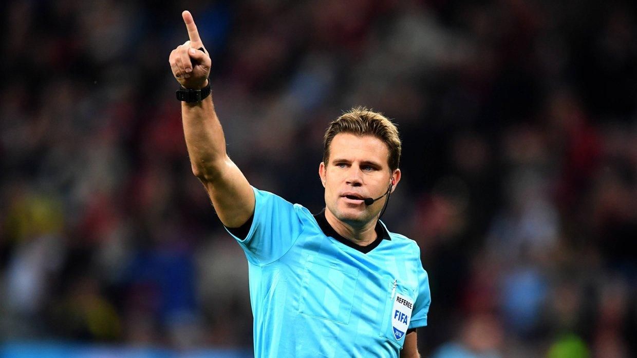 "Шахтар", "Динамо" й "Олександрія" дізналися арбітрів на матчі в єврокубках "Шахтар", "Динамо" й "Олександрія" дізналися арбітрів на матчі в єврокубках