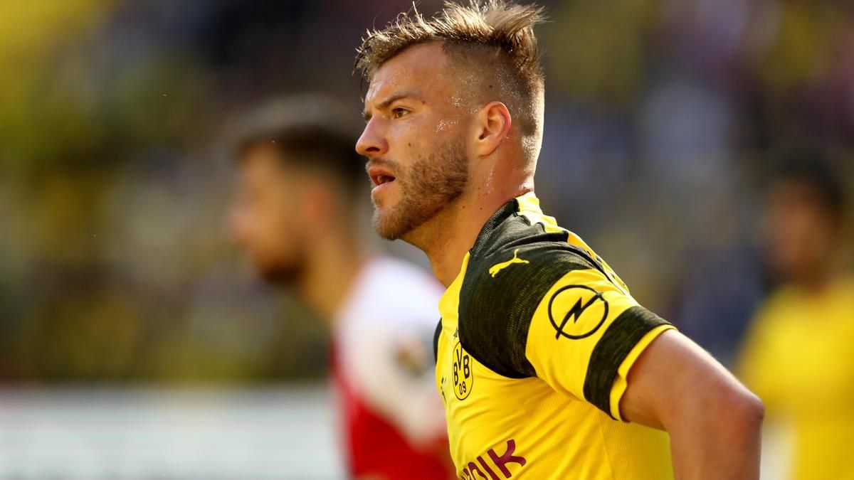 "Боруссія" Дортмунд не має наміру виплачувати платіж солідарності за трансфер Ярмоленка "Боруссія" Дортмунд не має наміру виплачувати платіж солідарності за трансфер Ярмоленка