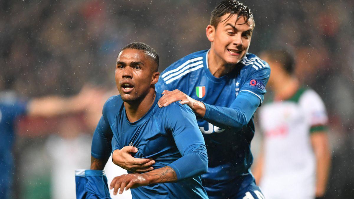 Эффектный гол экс-игрока "Шахтера" в ворота "Локомотива" стал лучшим в Лиге чемпионов: видео Эффектный гол экс-игрока "Шахтера" в ворота "Локомотива" стал лучшим в Лиге чемпионов: видео