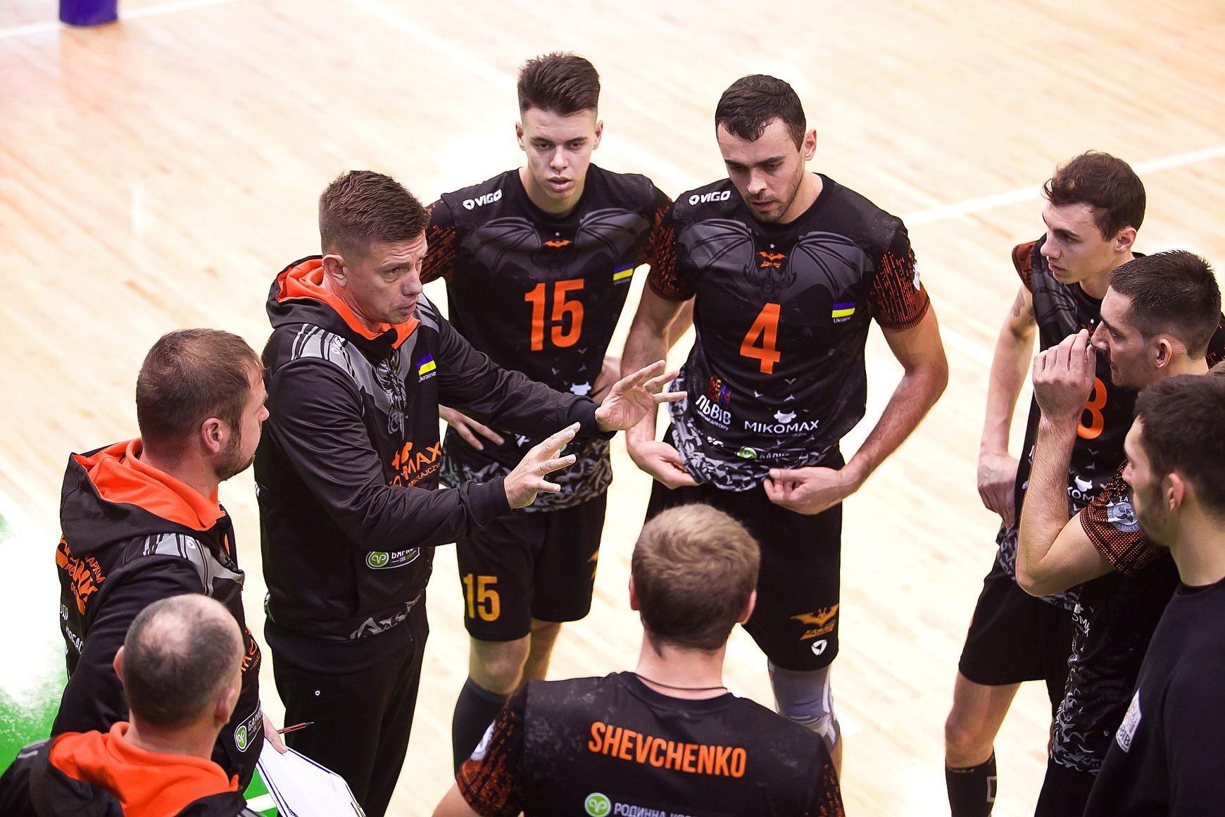 "Барком-Кажани" та "Хімік" стали володарями Суперкубка України з волейболу "Барком-Кажани" та "Хімік" стали володарями Суперкубка України з волейболу