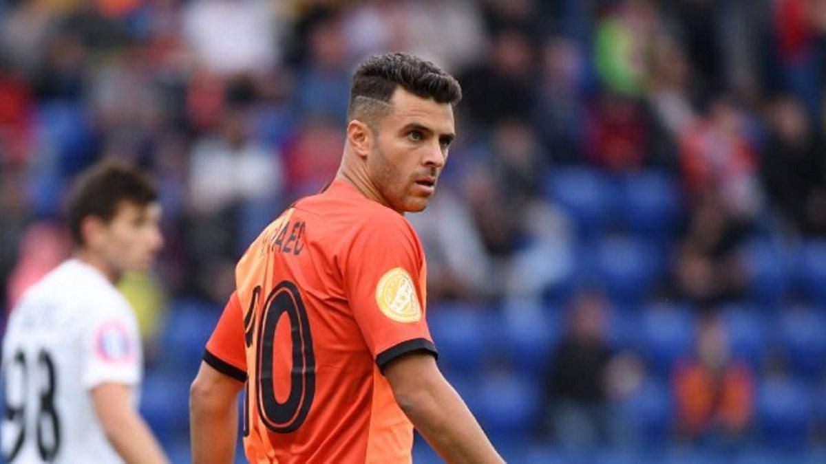 Стали известны подробности травмы Жуниора Мораеса Стали известны подробности травмы Жуниора Мораеса