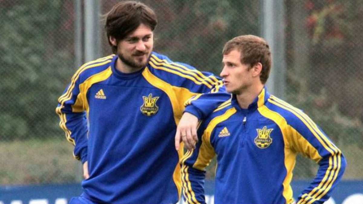 Скандальные экс-игроки "Динамо" Милевский и Алиев встретились в баре Киева: фото