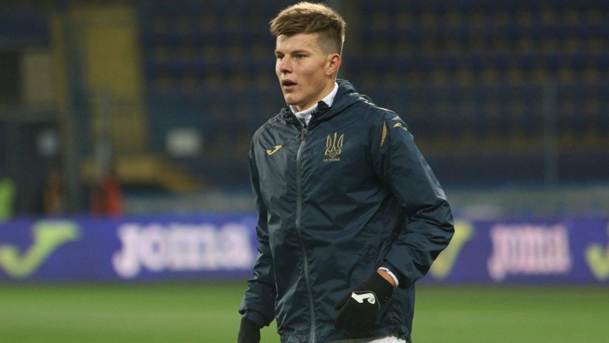 Українець Соболь – російським ЗМІ: У збірній всі переходять на російську мову, так зручніше Українець Соболь – російським ЗМІ: У збірній всі переходять на російську мову, так зручніше