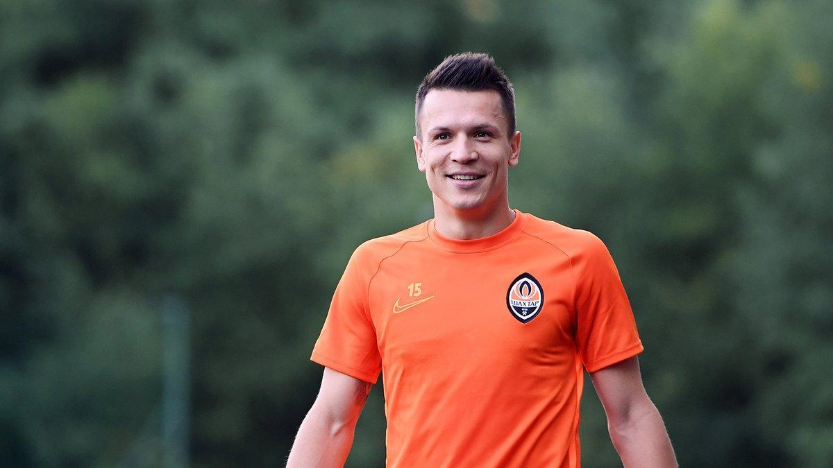 Коноплянка – единственный игрок сборной Украины, который упал в цене. Зинченко – самый дорогой