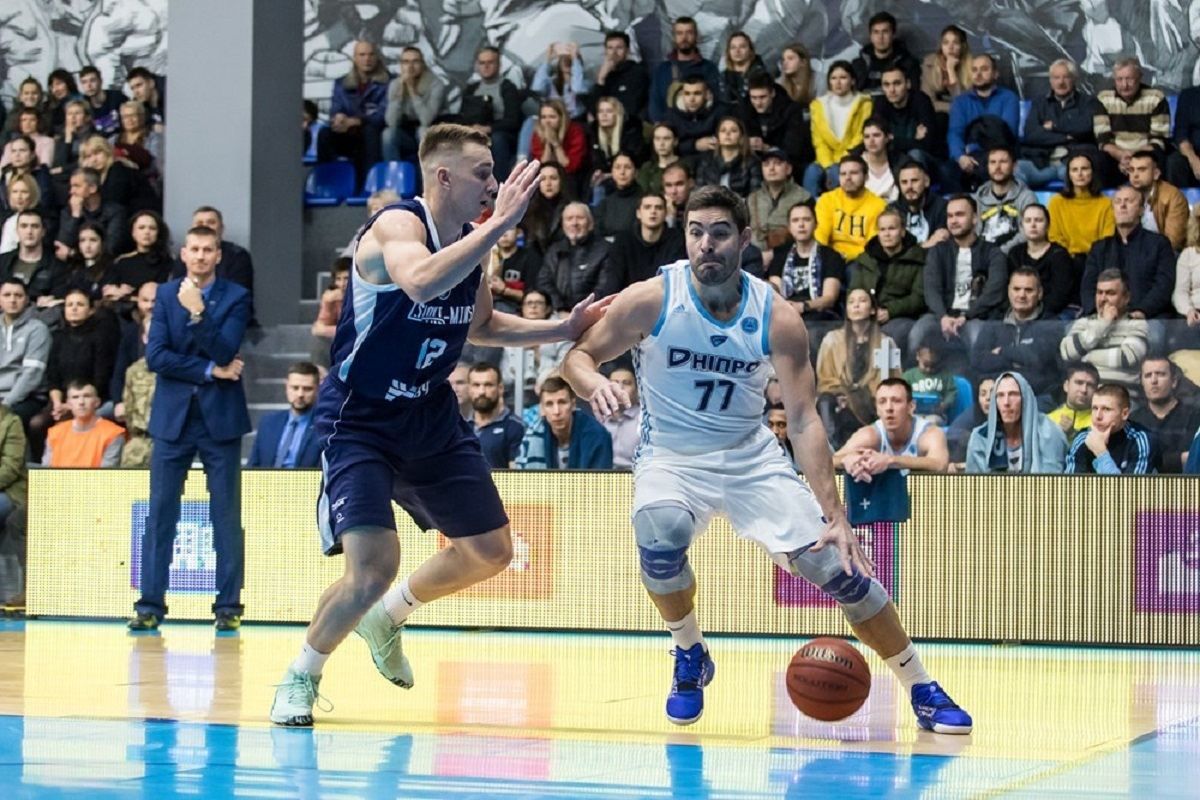 "Днепр" и "Киев-Баскет" одержали уверенные победы в групповом этапе Кубка Европы "Днепр" и "Киев-Баскет" одержали уверенные победы в групповом этапе Кубка Европы
