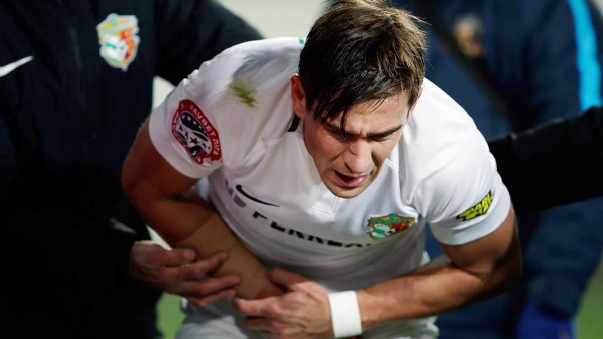 Захисник "Ворскли" отримав моторошну травму у матчі проти "Дніпро-1": відео Захисник "Ворскли" отримав моторошну травму у матчі проти "Дніпро-1": відео