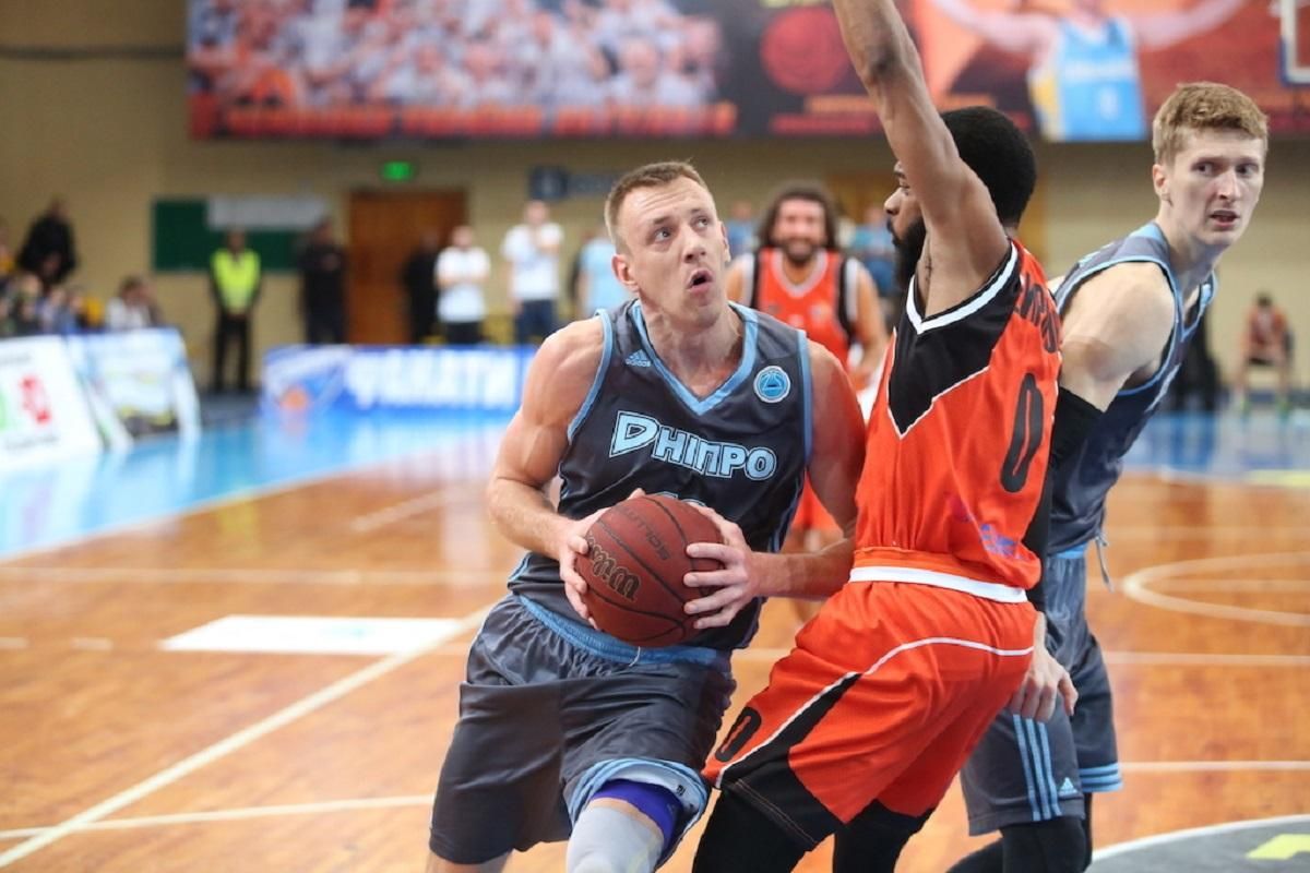 "Дніпро" здолав "Черкаських Мавп" і наблизився до лідерства в Суперлізі, перемога "Київ-Баскету" "Дніпро" здолав "Черкаських Мавп" і наблизився до лідерства в Суперлізі, перемога "Київ-Баскету"