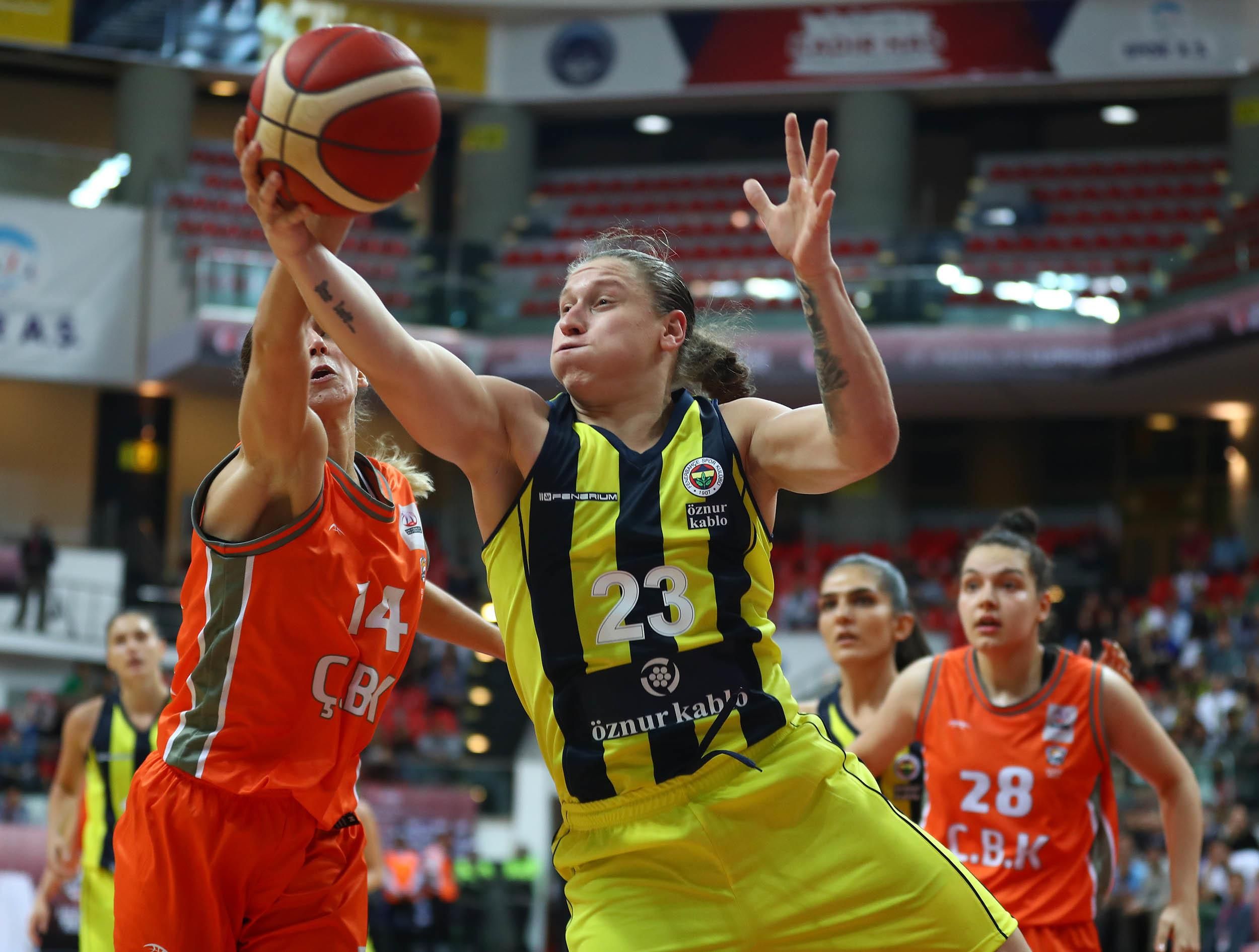 Прохід українки Ягупової – найкращий момент 5 туру жіночої Євроліги: відео Прохід українки Ягупової – найкращий момент 5 туру жіночої Євроліги: відео