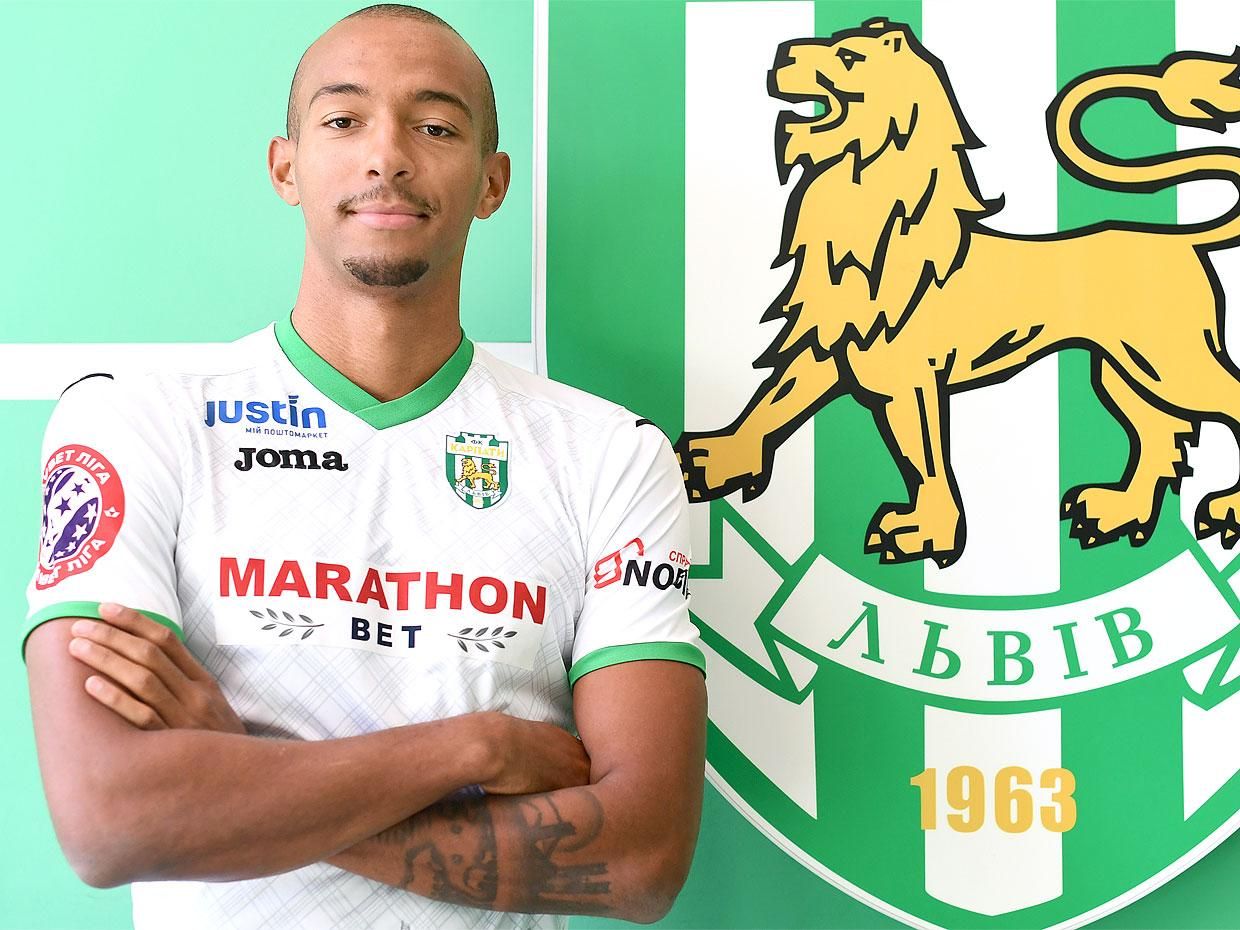 "Карпати" розірвали контракт з німецький нападником, який пробув у клубі місяць "Карпати" розірвали контракт з німецький нападником, який пробув у клубі місяць