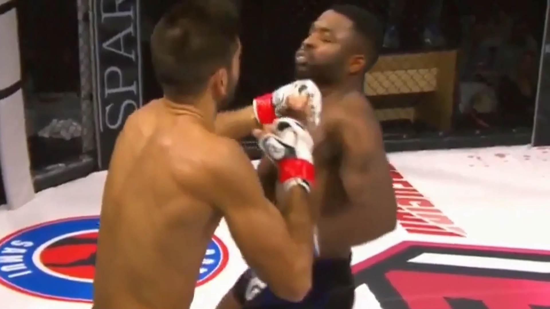 Бійці ММА відправили один одного у подвійний нокдаун: видовищне відео Бійці ММА відправили один одного у подвійний нокдаун: видовищне відео