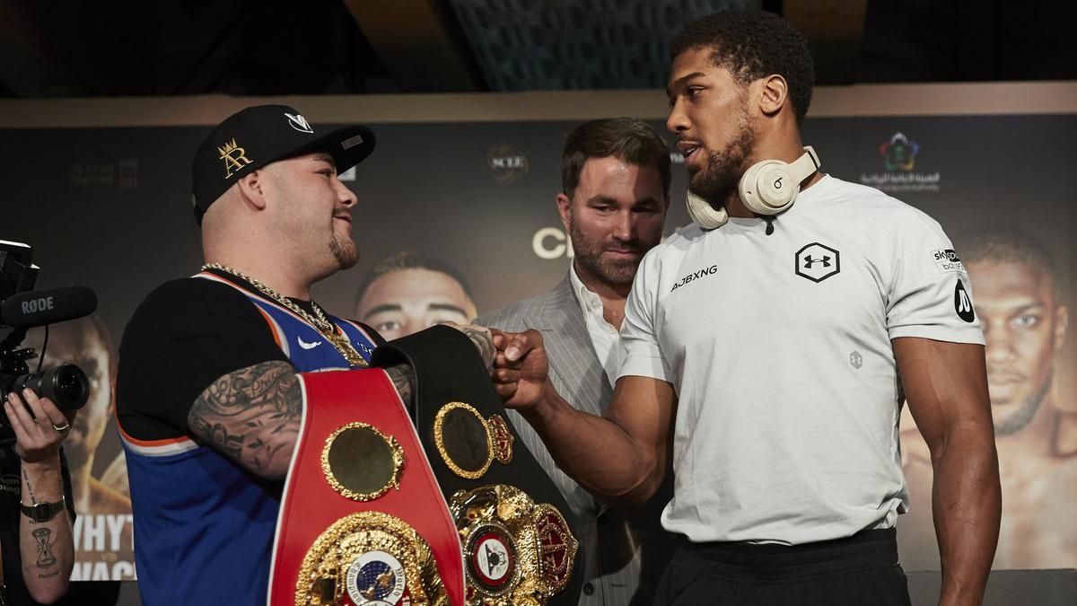 Руїс на 21 кілограм переважив Джошуа: фінальна дуель поглядів – відео Руїс на 21 кілограм переважив Джошуа: фінальна дуель поглядів – відео