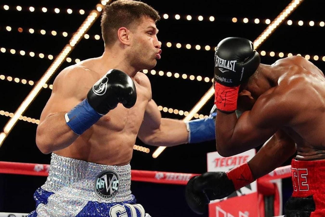 Деревянченко заработал самый большой гонорар среди украинских боксеров в 2019 году Деревянченко заработал самый большой гонорар среди украинских боксеров в 2019 году