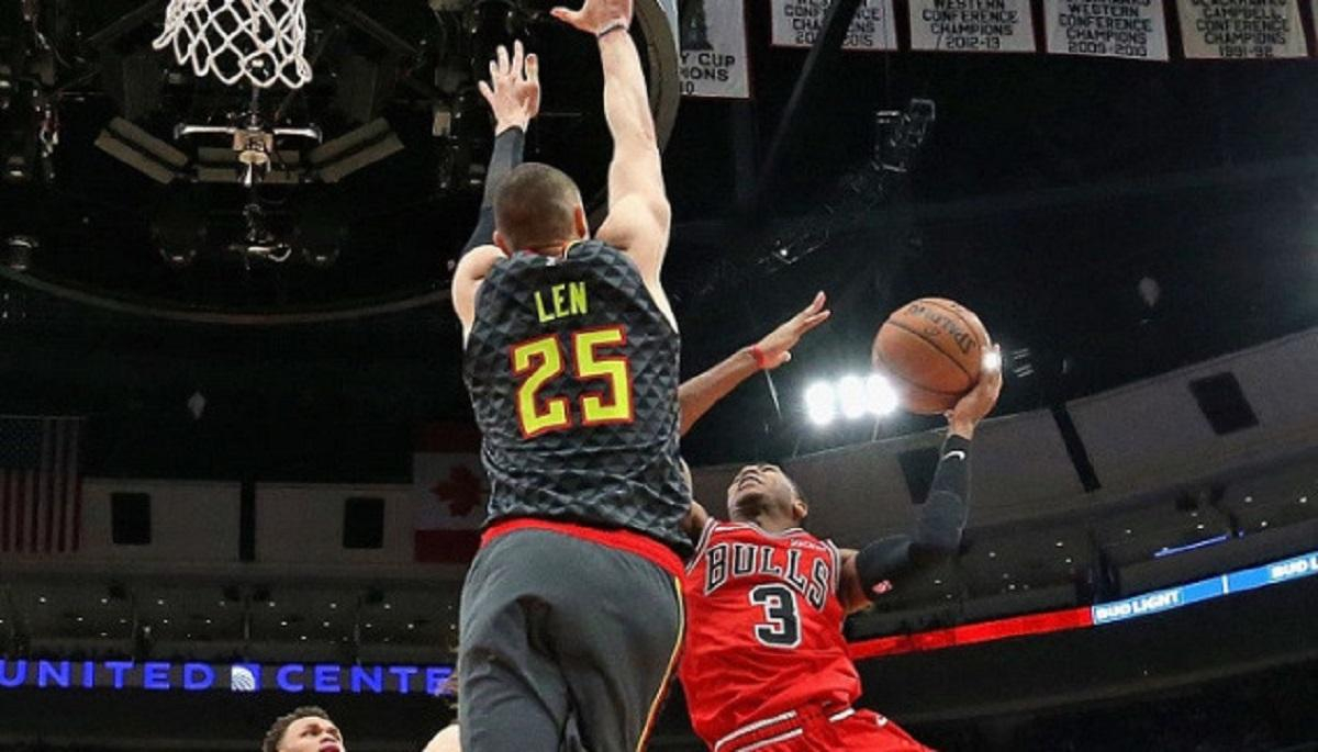 "Атланта" уступила, несмотря на 17 очков украинца Леня