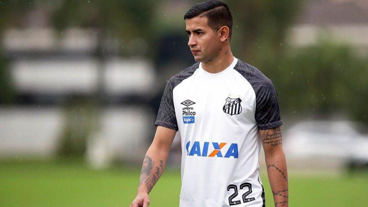 Зірковому футболісту "Динамо" заблокували перехід в новий клуб Зірковому футболісту "Динамо" заблокували перехід в новий клуб