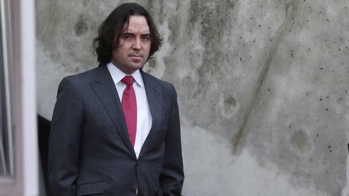 Фанати "Райо Вальєкано" напали на президента Клубу, перед тим вони ображали Зозулю Фанати "Райо Вальєкано" напали на президента Клубу, перед тим вони ображали Зозулю