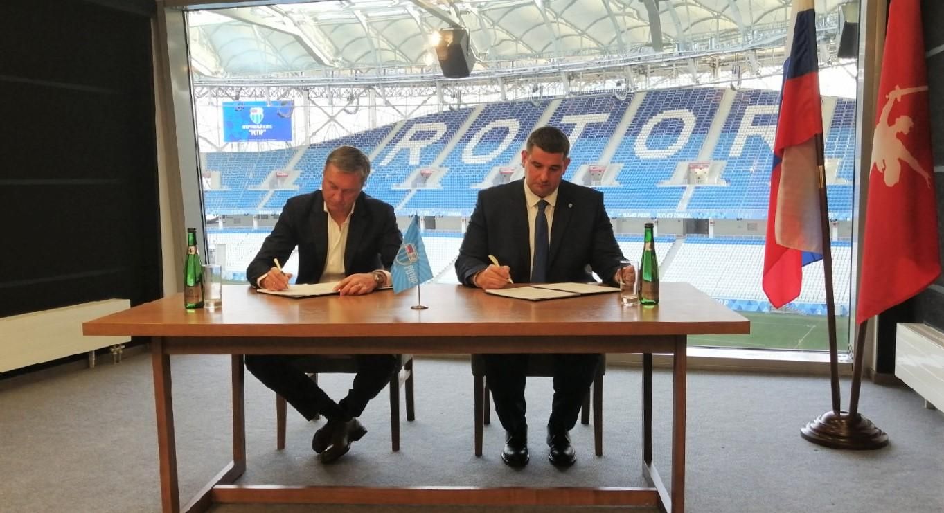 Колишній тренер "Динамо" Хацкевич очолив російський клуб Колишній тренер "Динамо" Хацкевич очолив російський клуб