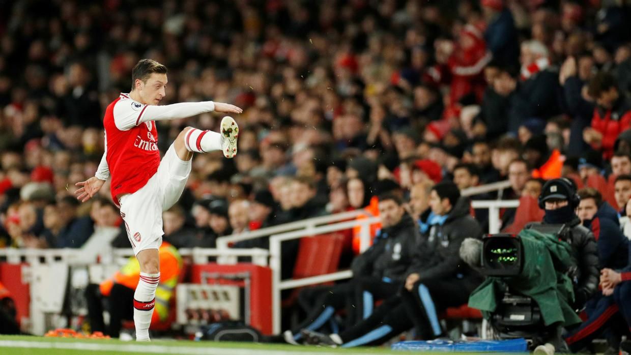 Озіла видалили з PES 2020 Mobile в Китаї через критику влади: деталі скандалу Озіла видалили з PES 2020 Mobile в Китаї через критику влади: деталі скандалу