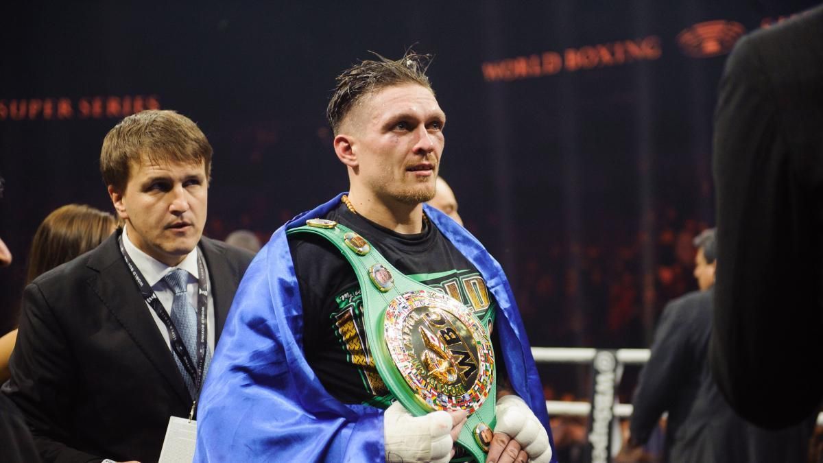 Я б не поспішав говорити про дати і суперників Усика, – промоутер Я б не поспішав говорити про дати і суперників Усика, – промоутер