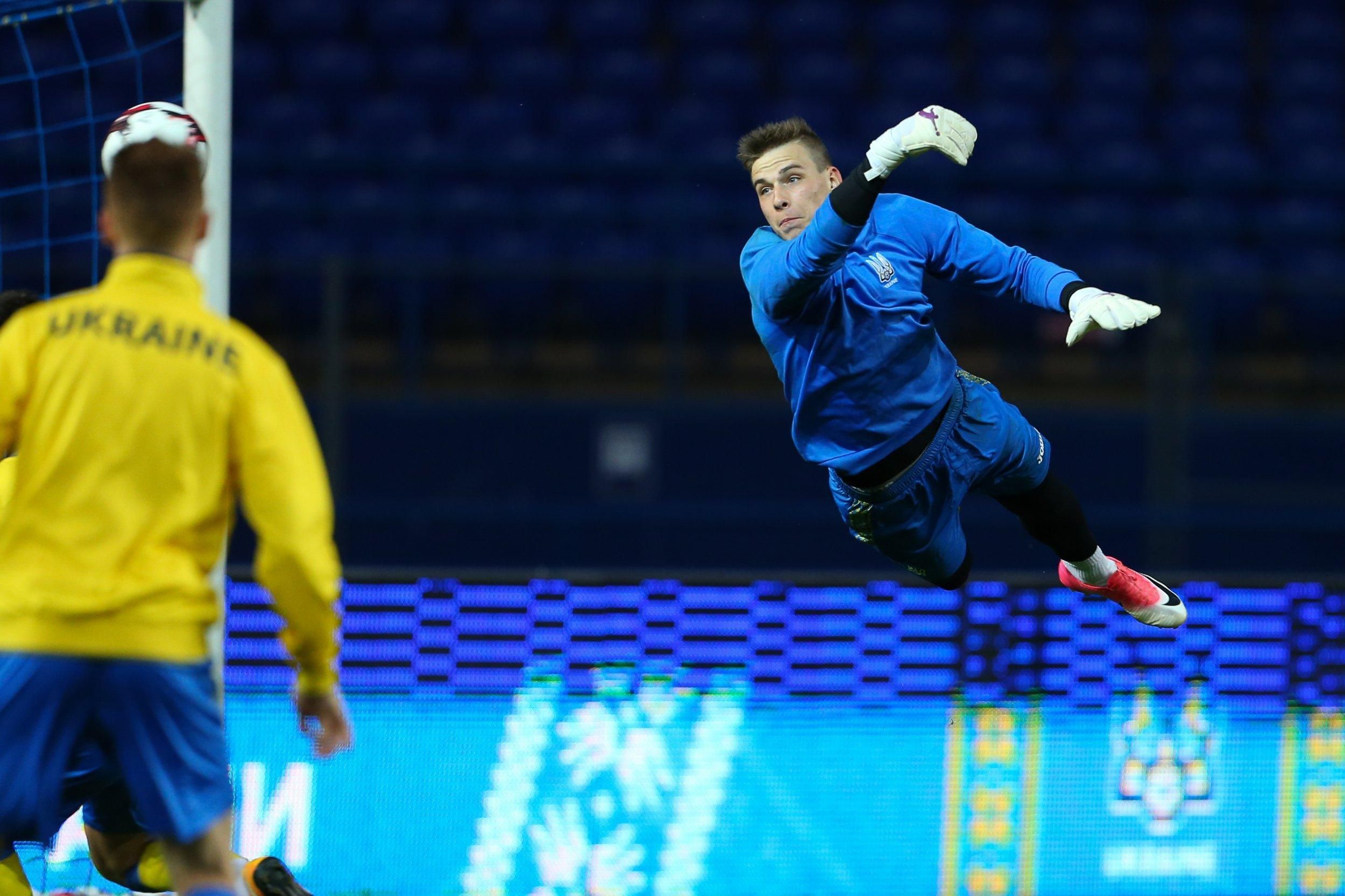 Воротар збірної України Лунін різко втратив у ціні Воротар збірної України Лунін різко втратив у ціні