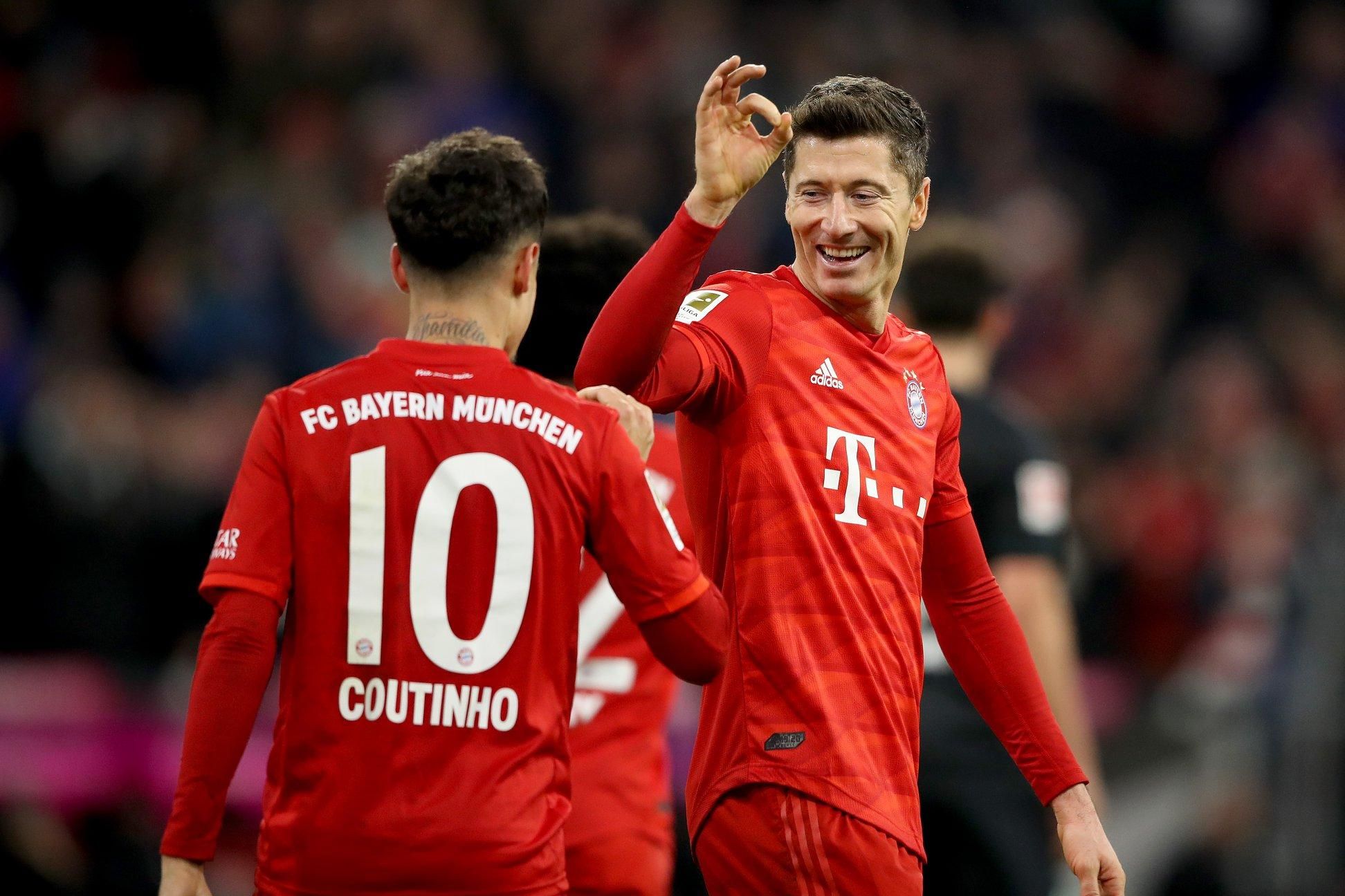 Левандовский стал лучшим бомбардиром года – лучшие голы: видео Левандовский стал лучшим бомбардиром года – лучшие голы: видео