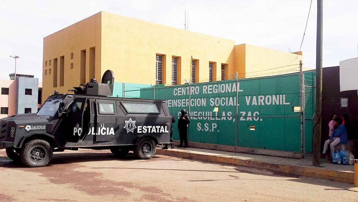 Футбольный матч в мексиканской тюрьме перерос в массовую драку: 16 погибших, среди раненых дети