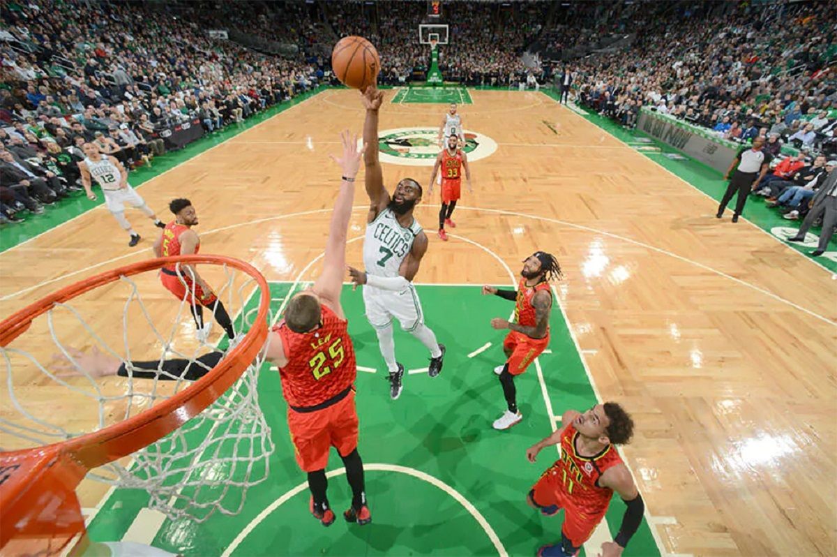 "Атланта" з Ленем програла "Бостону": відео "Атланта" з Ленем програла "Бостону": відео