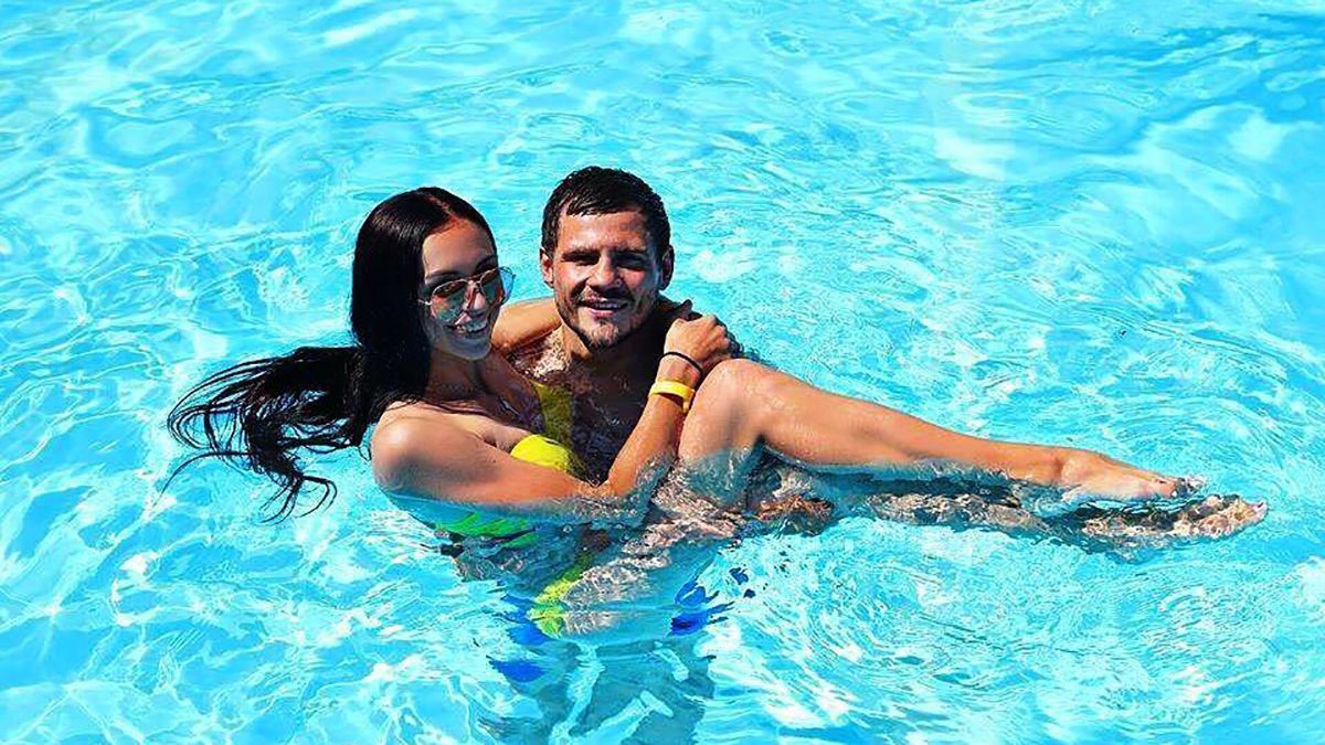 Жінки українських боксерів: фото красунь, з якими вони святкують День святого Валентина Жінки українських боксерів: фото красунь, з якими вони святкують День святого Валентина