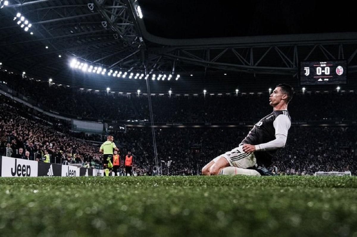 Хет-трик Роналду допоміг "Ювентусу" здобути розгромну перемогу в першому матчі року Хет-трик Роналду допоміг "Ювентусу" здобути розгромну перемогу в першому матчі року