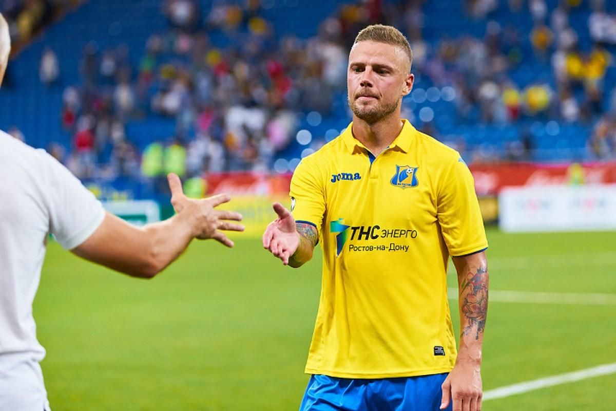 Російський клуб вигнав ісландського футболіста через алкоголізм – оновлено Російський клуб вигнав ісландського футболіста через алкоголізм – оновлено