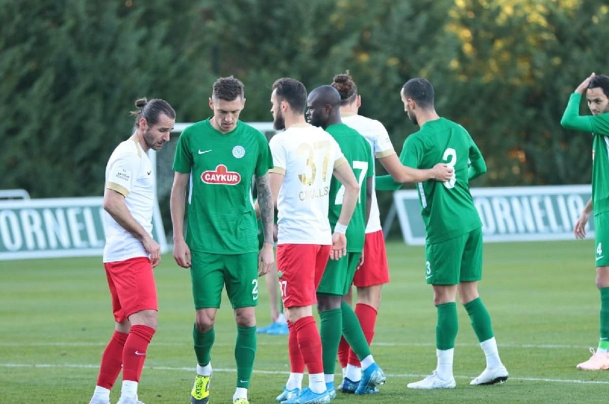 Экс-лидер "Динамо" дебютировал за турецкий клуб, потеряв победу в конце матча Экс-лидер "Динамо" дебютировал за турецкий клуб, потеряв победу в конце матча