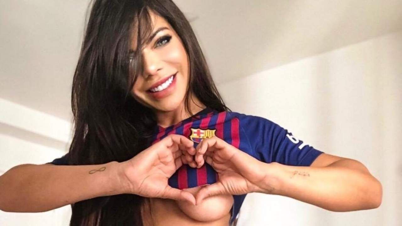 Модель Playboy зробила тату Мессі в інтимному місці: фото 18+ Модель Playboy зробила тату Мессі в інтимному місці: фото 18+