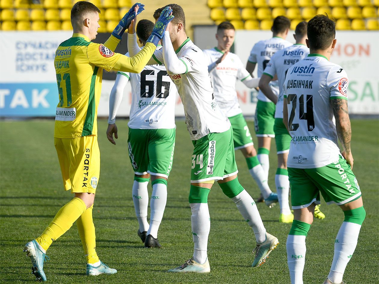 Гравці "Карпат" вимагають зустріч з керівництвом клубу через борги Гравці "Карпат" вимагають зустріч з керівництвом клубу через борги