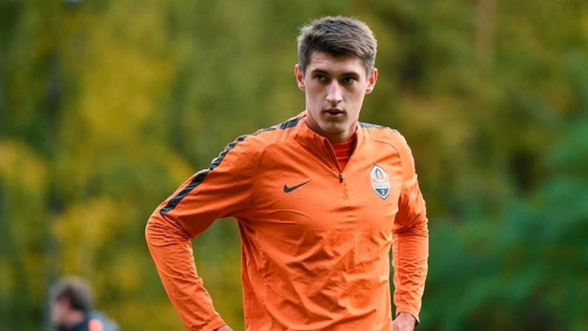 Футболіст "Шахтаря" повернувся з Росії та гратиме за "Маріуполь" Футболіст "Шахтаря" повернувся з Росії та гратиме за "Маріуполь"