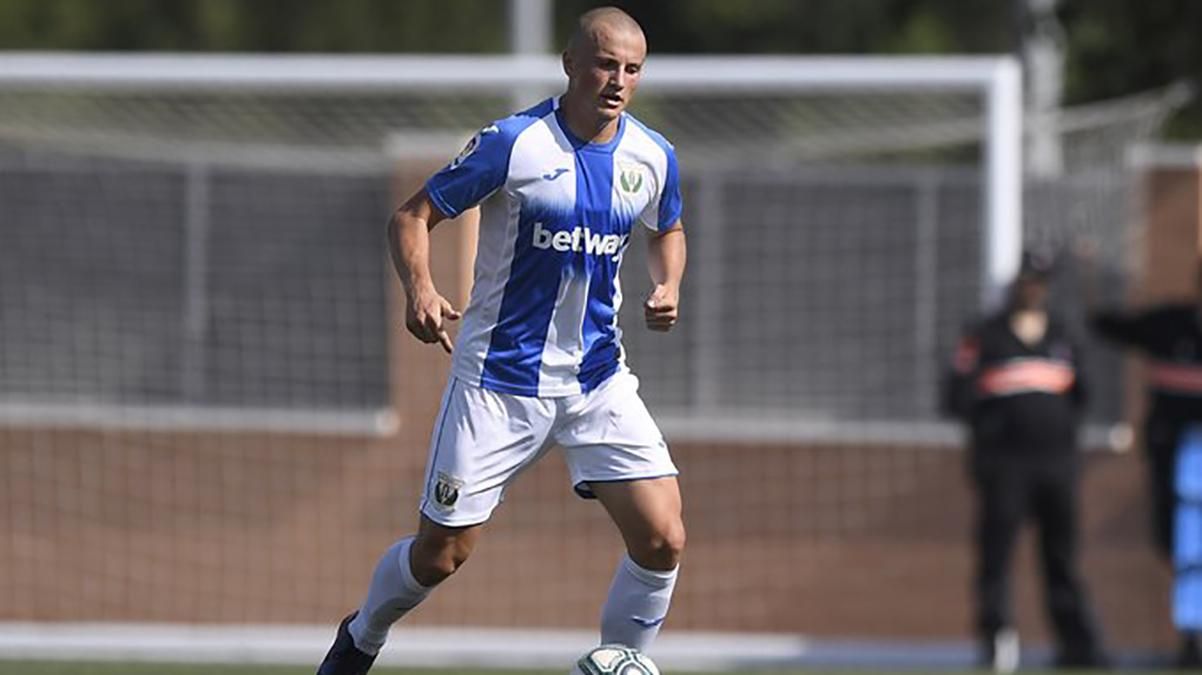 Защитник сборной Украины покинул испанский клуб Защитник сборной Украины покинул испанский клуб