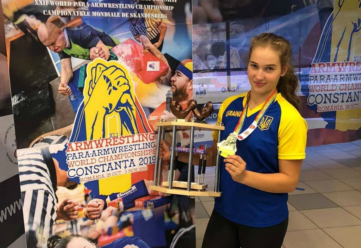 14-летняя чемпионка мира по армрестлингу Лехман о стереотипах, борьбе с парнями и целях 14-летняя чемпионка мира по армрестлингу Лехман о стереотипах, борьбе с парнями и целях