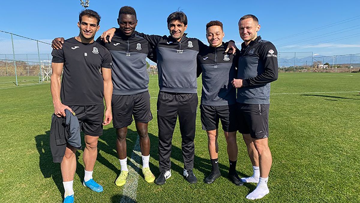 В "Олімпіку" жорстко відповіли агенту Селюку, який звинуватив їх тренера в расизмі В "Олімпіку" жорстко відповіли агенту Селюку, який звинуватив їх тренера в расизмі