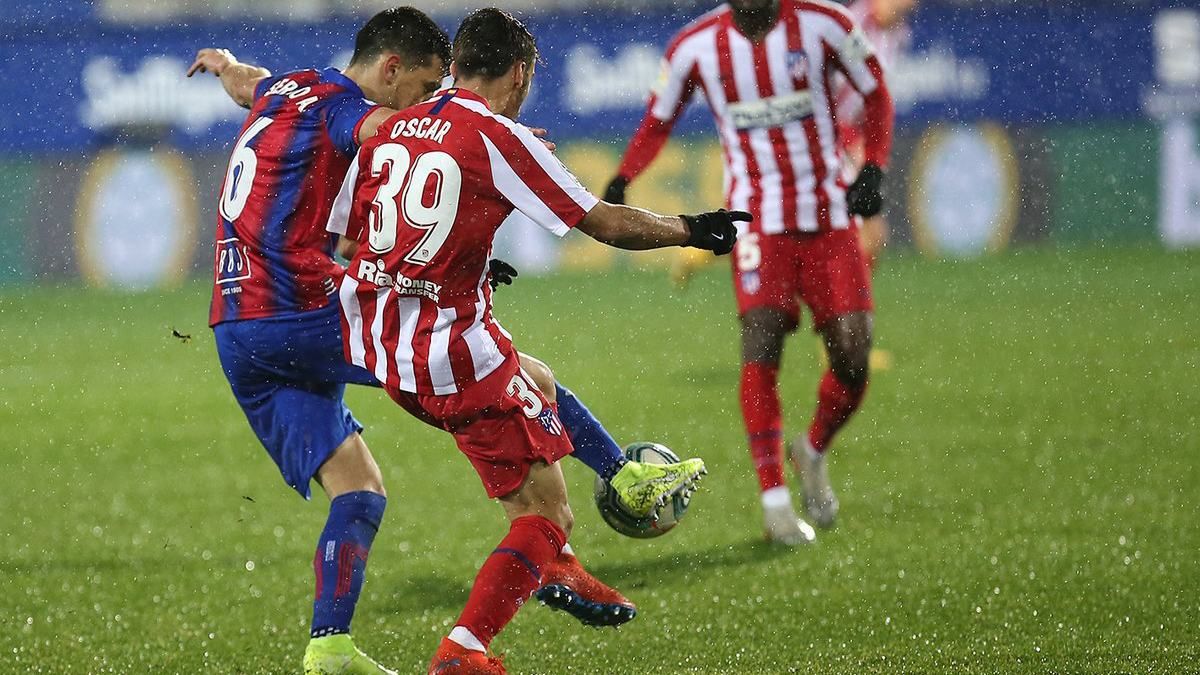 "Атлетико" сенсационно проиграл аутсайдеру чемпионата Испании впервые за 19 лет – видео "Атлетико" сенсационно проиграл аутсайдеру чемпионата Испании впервые за 19 лет – видео