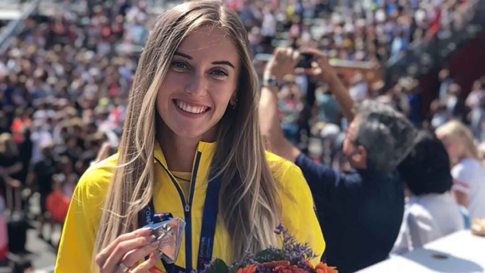 Украинская легкоатлетка Рыжикова показала стройную фигуру: яркие фото