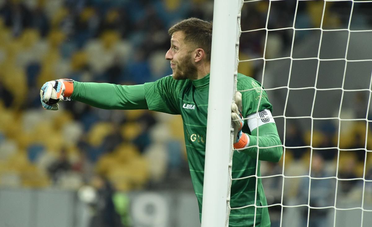 Опытный вратарь покинул "Львов" Опытный вратарь покинул "Львов"