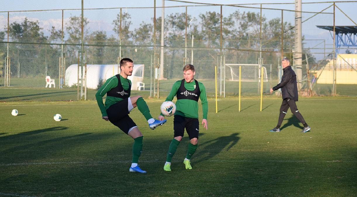 "Ворскла" зіграла у фантастичну нічию, програючи три м'ячі у другому таймі – відео "Ворскла" зіграла у фантастичну нічию, програючи три м'ячі у другому таймі – відео