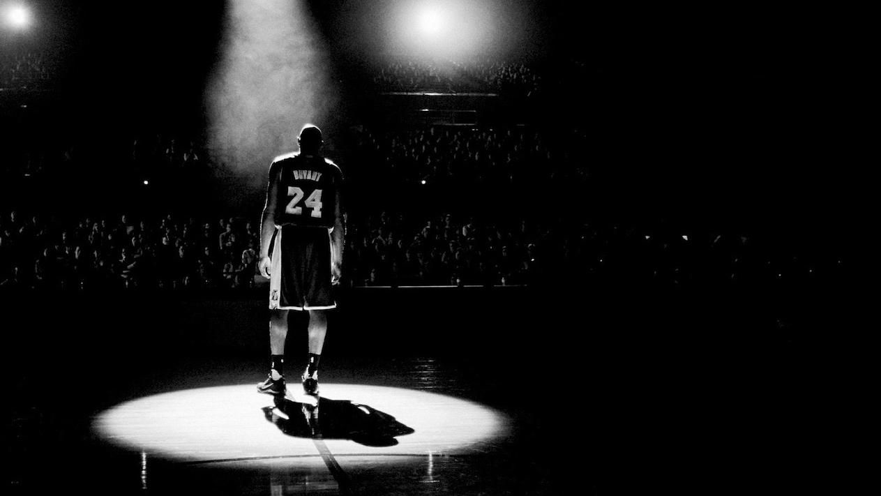 Як вшановують пам'ять Кобі Браянта: емоційні фото та відео Як вшановують пам'ять Кобі Браянта: емоційні фото та відео