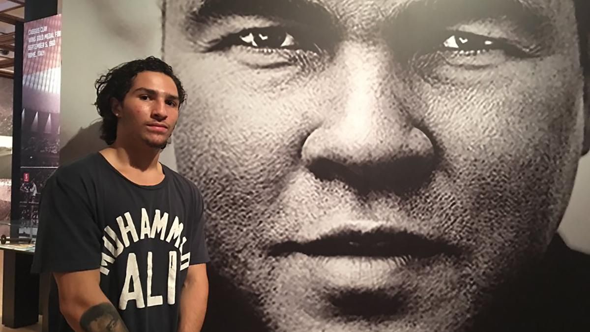 Внук Мохаммеда Али хочет провести дебютный бой в Чечне Внук Мохаммеда Али хочет провести дебютный бой в Чечне