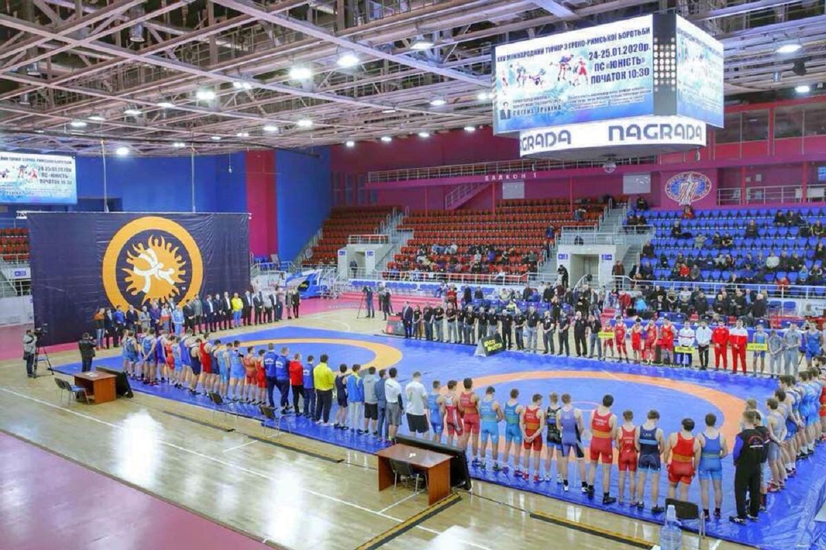 Український борець Сулімов сенсаційно переміг чемпіона світу з Вірменії – відео Український борець Сулімов сенсаційно переміг чемпіона світу з Вірменії – відео